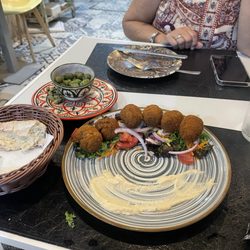 Arte y Sabor - Restaurant video and food photo