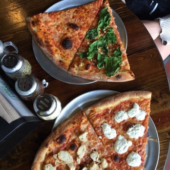 Midtown Pies - Grilled chicken and ricotta slices for me, garlic and spinach and plain for the girl - Pizza Near Me - Tallahassee, Florida Midtown Pies - Grilled chicken and ricotta slices for me, garlic and spinach and plain for the girl - Pizza Near Me - Tallahassee, Florida