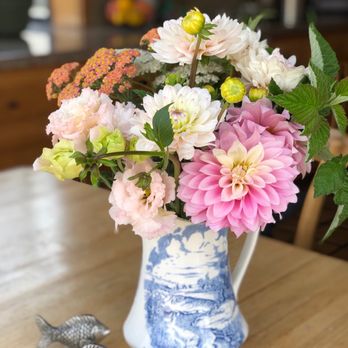 B-Side Farm - Bouquet of Dahlias ( in an antique porcelain pitcher). - Nurseries & Gardening Near Me - Warren, Oregon