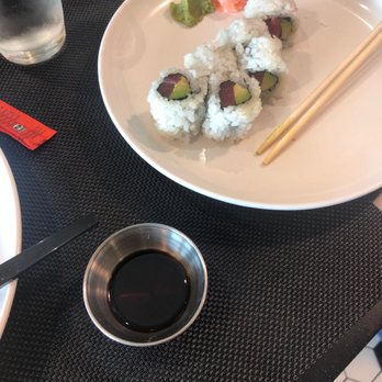 Bam Bam - Tuna avocado roll - Vietnamese Near Me - Houston, Texas