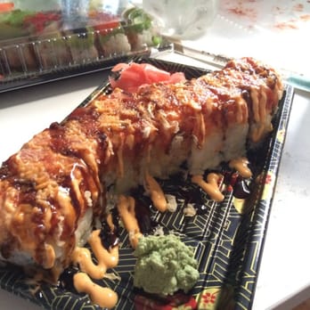 Sushi Gallery - Explosion roll - Sushi Bars Near Me - Brooklyn, New York Sushi Gallery - Explosion roll - Sushi Bars Near Me - Brooklyn, New York
