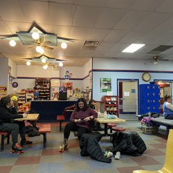 Gem Roller Rink - Snack area