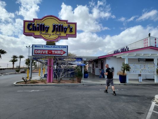 Chilly Jilly'z Bakery & Cafe by null