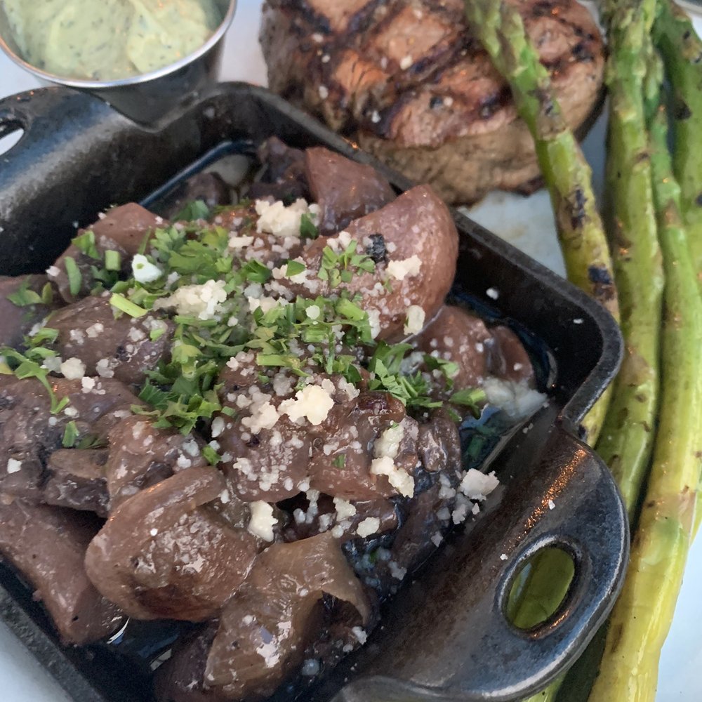 Cowfish - New American Near Me - Hampton Bays, New York