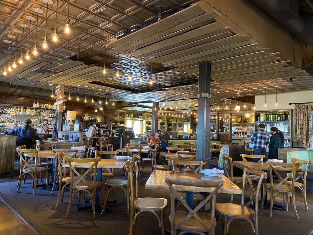 Tin Roof Bistro