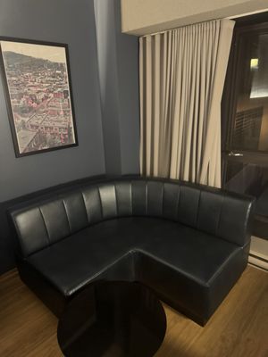 Hôtel Le Dauphin Montréal Centre-Ville by null