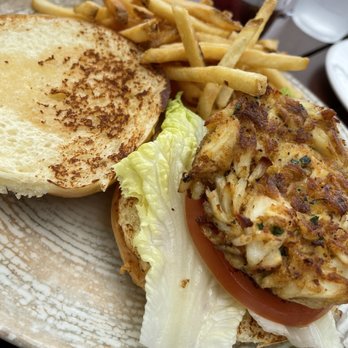 Sequoia - Maryland Crab Cake Sandwich without the sauce nor coleslaw (modified) - New American Near Me - Washington, DC, District of Columbia Sequoia - Maryland Crab Cake Sandwich without the sauce nor coleslaw (modified) - New American Near Me - Washington, DC, District of Columbia