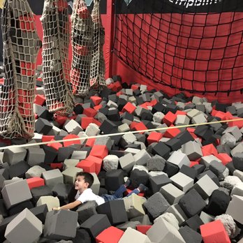 Elevate Trampoline Park - Trampoline Parks Near Me - Mesa, Arizona
