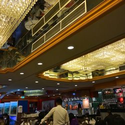 Gold Leaf Chinese Restaurant - The decor is bold and loud, no hipster chic here, all out glam!