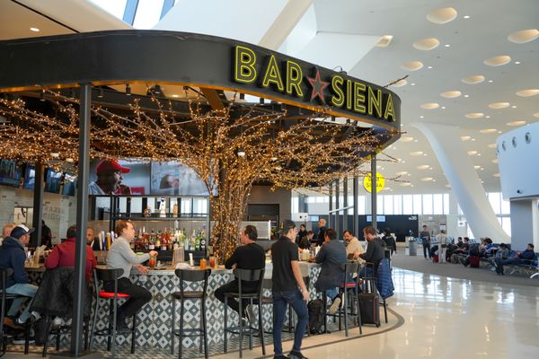 Bar Siena O'Hare by null