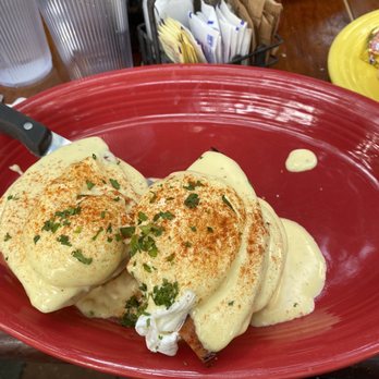 Tower Cafe - Breakfast & Brunch Near Me - Sacramento, California