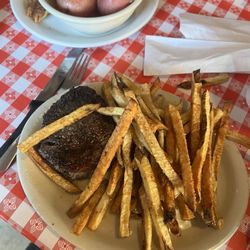 Doe's Eat Place - Filet and fries