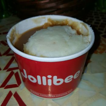 Jollibee - Large Mashed Potatoes - part of Family Deal $20.00 (12/20/20). @Jollibee @JollibeeUS #Koreatown #FilipinoFood #Pinoy #FoodPorn - Fast Food Near Me - Los Angeles, California