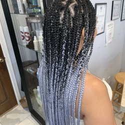 Yaracett Beauty Salon - Ombré braids