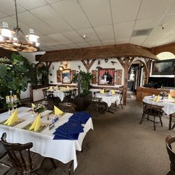 German Restaurant Stammtisch - Interior