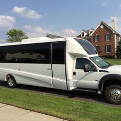 Sunny Trail - Executive 28 Seat Minibus Exterior