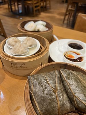 MingHin Cuisine by null