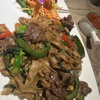 Bamboo Penny's - Thai Near Me - Leawood, Kansas Bamboo Penny's - Thai Near Me - Leawood, Kansas