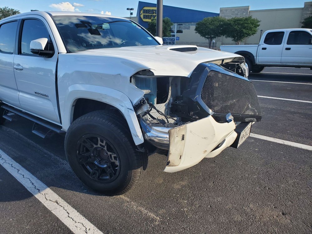 CALIBER COLLISION Updated June 2024 25 Photos & 54 Reviews 109 E