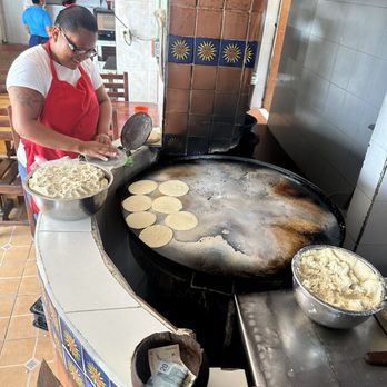 Las Tarascas Bonfil - Fresh tortillas - Tacos Near Me - Quintana Roo, ROO Las Tarascas Bonfil - Fresh tortillas - Tacos Near Me - Quintana Roo, ROO
