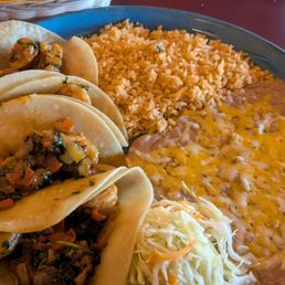 Shrimp tacos Shrimp tacos