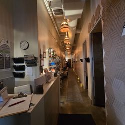 River Oaks Advanced Bodyworks - When you first walk in