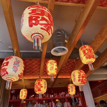 Yaowarat - seating area lighting - Thai Near Me - Portland, Oregon Yaowarat - seating area lighting - Thai Near Me - Portland, Oregon