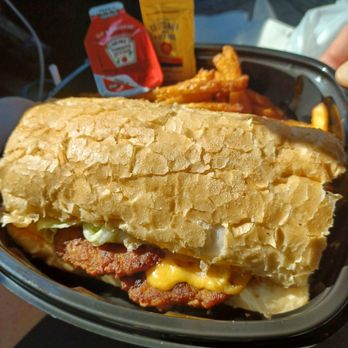 Creole Kitchen and Daiquiris - Patton Hot Sausage Po-Boy - Cajun/Creole Near Me - Houston, Texas