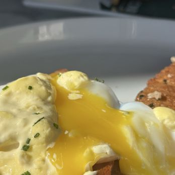 Léonie - Benedict - Italian Near Me - Dallas, Texas