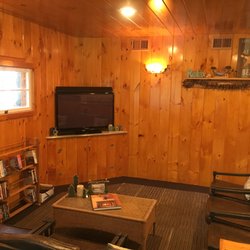 Pines of Paradise - Lodge