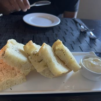 Boulevard Bistro - Complimentary bread that's made fresh daily - New American Near Me - Elk Grove, California