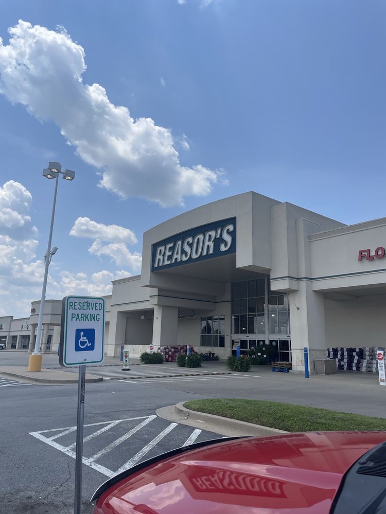 Reasor's Food Stores Logo