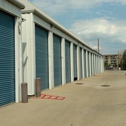 LoDo Self Storage & Moving Center