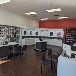 Verizon - Verizon Euless Store accessories
