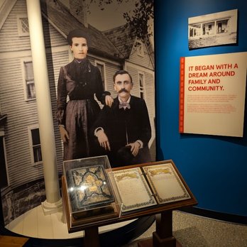 Bush's Visitor Center - Visitor Centers Near Me - Dandridge, Tennessee Bush's Visitor Center - Visitor Centers Near Me - Dandridge, Tennessee