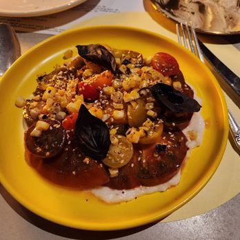 Shukette - Middle Eastern Near Me - New York, New York