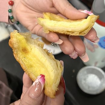 85°C Bakery Cafe-Waterford - Egg tart extremely thin - Bakeries Near Me - San Jose, California 85°C Bakery Cafe-Waterford - Egg tart extremely thin - Bakeries Near Me - San Jose, California