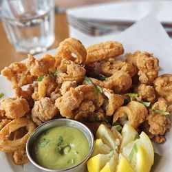 Cafe Rue Dix - Calamari with spicy guacamole sauce
