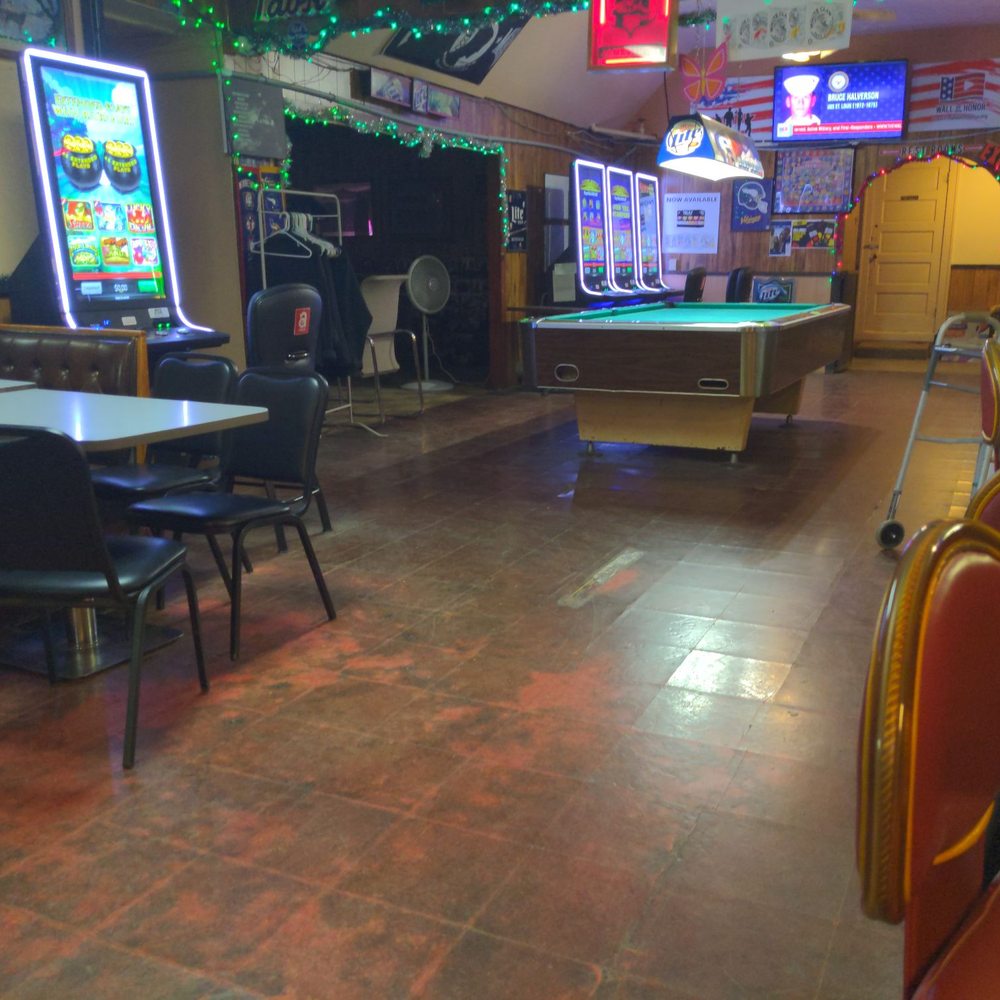 Gundy's Bar & Grill - billiards and pool tables - Pubs Near Me - Medina, North Dakota Gundy's Bar & Grill - billiards and pool tables - Pubs Near Me - Medina, North Dakota