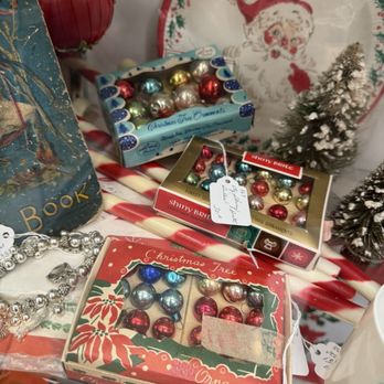 Carmel Old Town Antique Mall - Vintage Christmas - Antiques Near Me - Carmel, Indiana