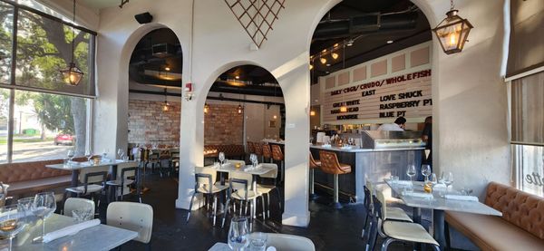 Mignonette Downtown by null