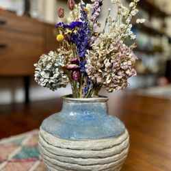 Mill Creek Market - Beautiful decor