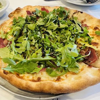 Gianna's - Italian Near Me - Yonkers, New York