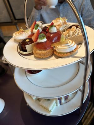 The Ritz-Carlton, Toronto by null