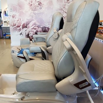 Designer Nails - Their luxury massage chairs complete the perfect pedi - Nail Technicians Near Me - West Jordan, Utah