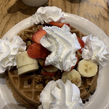 Strawberry Place - Heat wave waffle - Breakfast & Brunch Near Me - Nyack, New York
