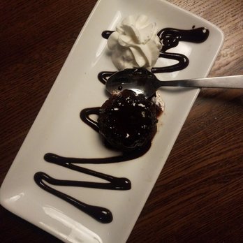 TGI Fridays Everett - Brownie bundt! - American Near Me - Everett, Massachusetts TGI Fridays Everett - Brownie bundt! - American Near Me - Everett, Massachusetts