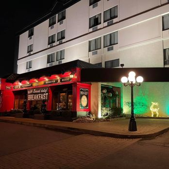 Doc Magilligan's Restaurant & Irish Pub - Outside - Breakfast & Brunch Near Me - Niagara Falls, Ontario Doc Magilligan's Restaurant & Irish Pub - Outside - Breakfast & Brunch Near Me - Niagara Falls, Ontario
