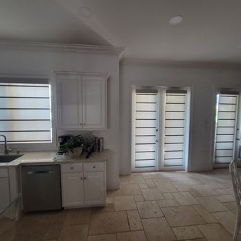 It Iz Finished - motorized Hunter Douglas Architectural shades - Shutters Near Me - Destin, Florida It Iz Finished - motorized Hunter Douglas Architectural shades - Shutters Near Me - Destin, Florida