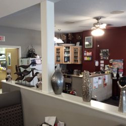 Veroba's Family Restaurant - Counter